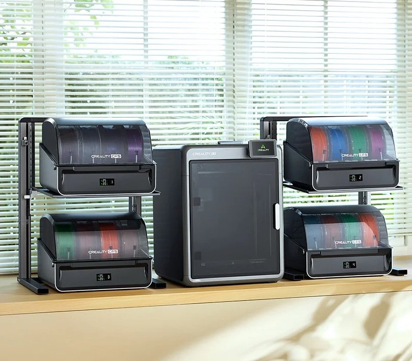 Расширяемая поддержка 16 цветов для Creality K2 Combo. До четырех подключенных блоков CFS для поддержки 16 цветов.