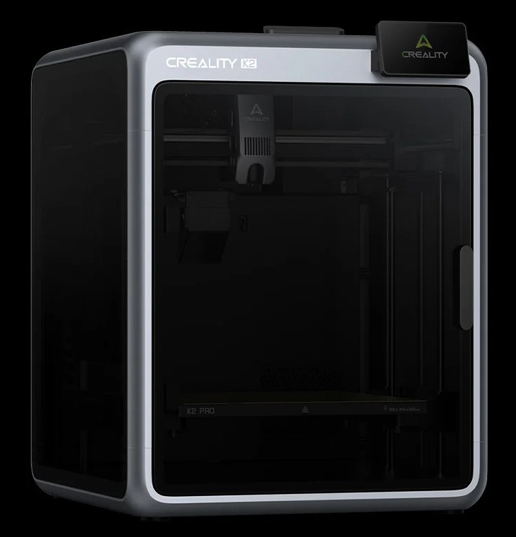 Сверхпрочный каркас из литого алюминия Creality K2 Combo. Крупный план сверхпрочной конструкции экзоскелета из аэрокосмического алюминиевого сплава.